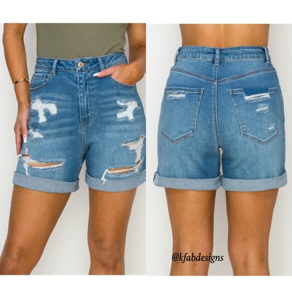 LAST2! Hi Rise Relaxed Fit Distressed Mom Shorts with Cuffs! - Picture 3 of 5